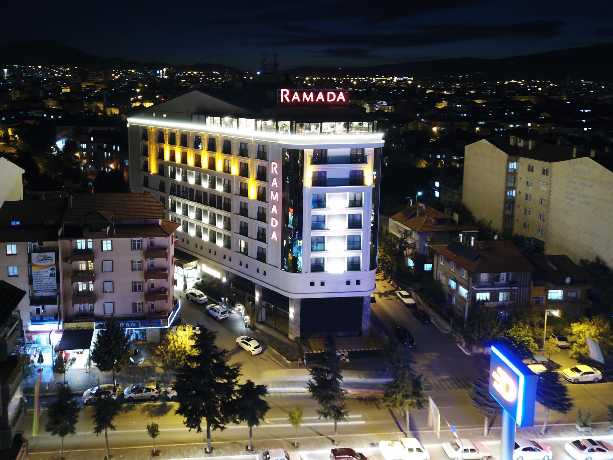 Ramada By Wyndham Isparta Exterior photo